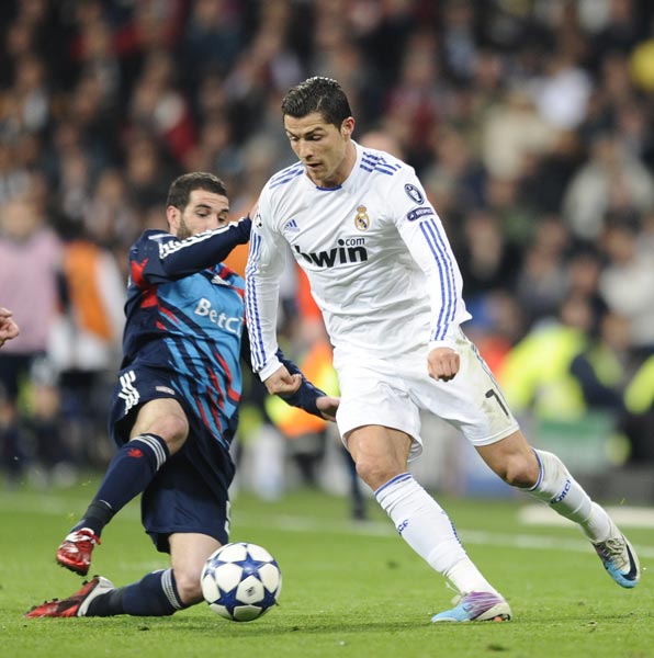 中超历年冠军主帅：仅4位本土教练，穆斯卡特2年2冠（中超历届冠军主帅盘点：本土教练仅四人，穆斯卡特两年两冠）