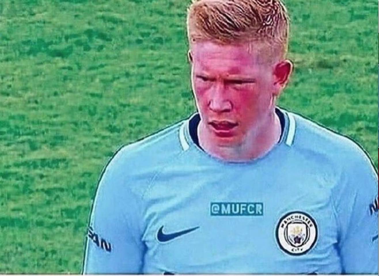 米体：托蒂被前妻指控留小女儿独自在家，检方认为指控不成立（米体报道：前妻控诉托蒂让小女儿独自在家，检方认定指控不成立）