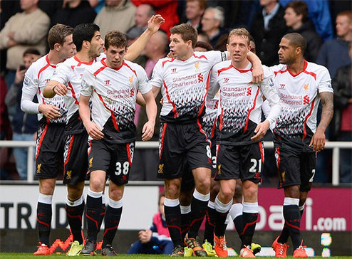 法国队火力全开（法国队攻势如潮）