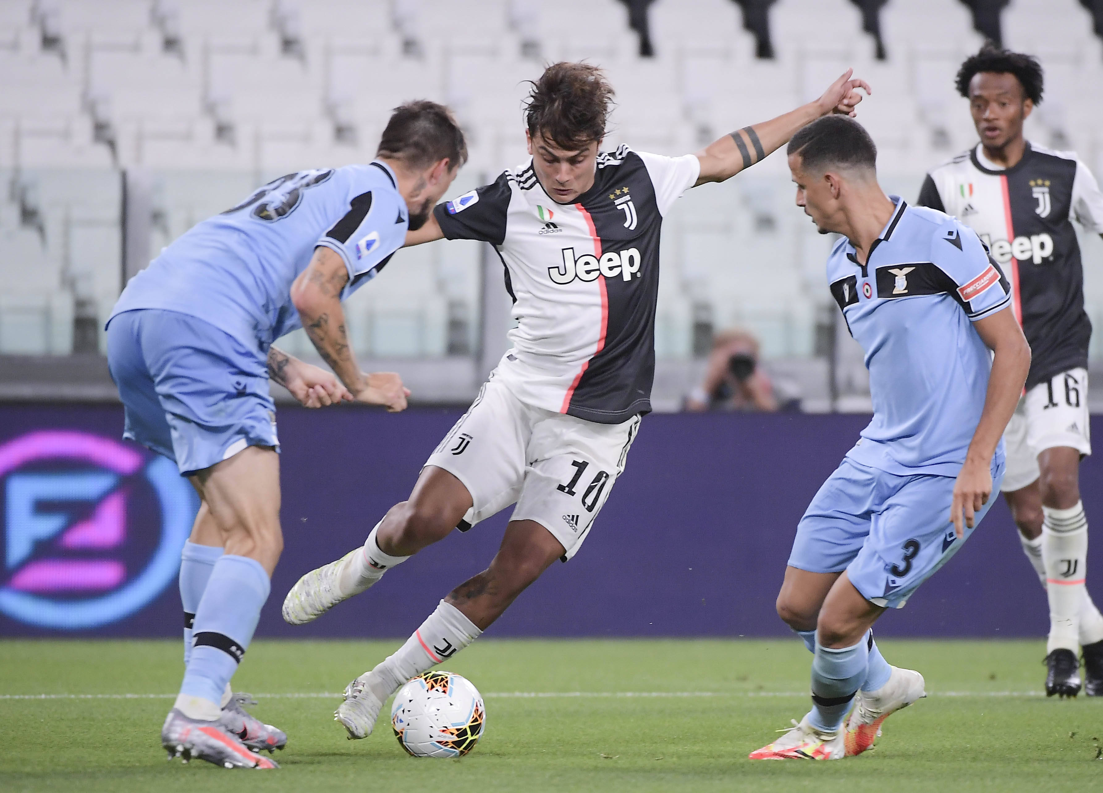 名宿：不是所有国米球迷都为劳塔罗疯狂，但他的态度令人惊叹（名宿：劳塔罗未必让所有国米球迷买账，但他的态度令人称道）