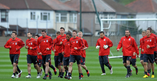 马赫雷斯：过去两届非洲杯小组出局已成历史，我不会在意批评（马赫雷斯：前两届非洲杯小组出局已成过去，我不在意外界批评）